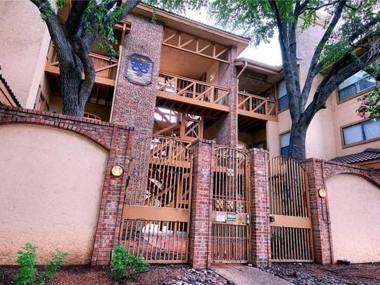 Building Photo - 806 W 24th St