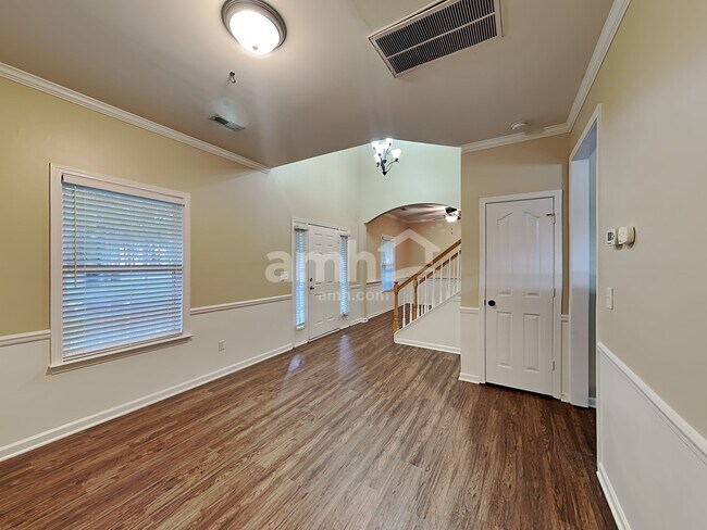 Building Photo - 15674 Birkdale Commons Pky