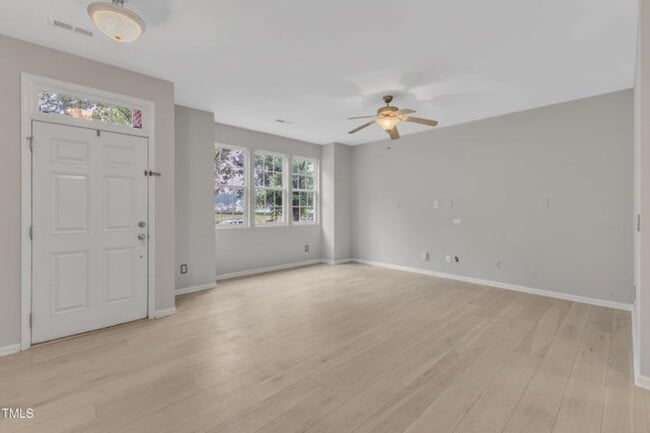 Building Photo - Beautiful 2-Story Townhome in Renaissance Park – Minutes from Downtown Raleigh!