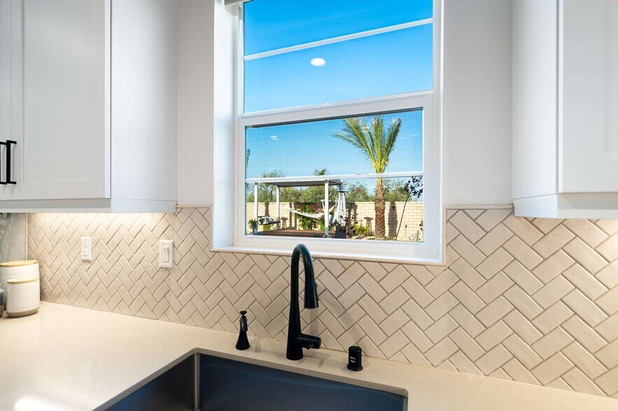 Building Photo - 58132 Aragon Way