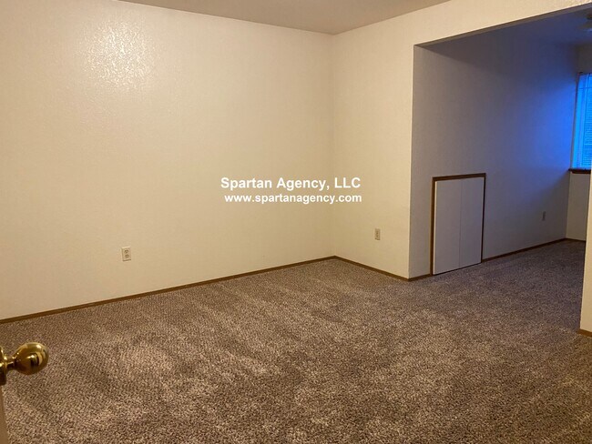 Building Photo - 131 23rd Ave SE