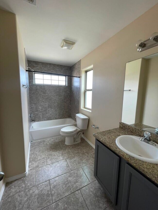 Building Photo - 9987 Inmaculada Ln