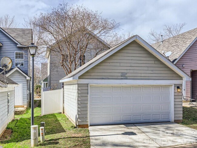Building Photo - 249 Faust Rd