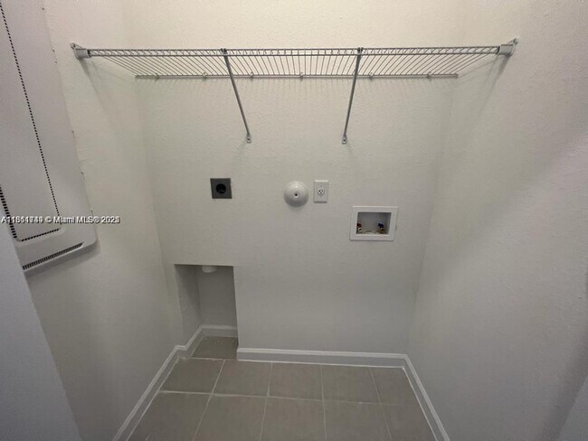 Building Photo - 28511 SW 134th Ct