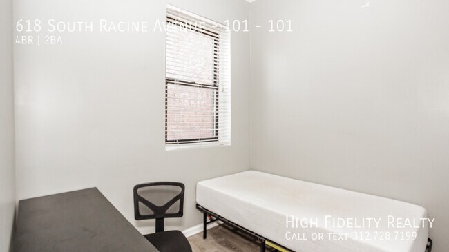 Building Photo - 618 S Racine Ave