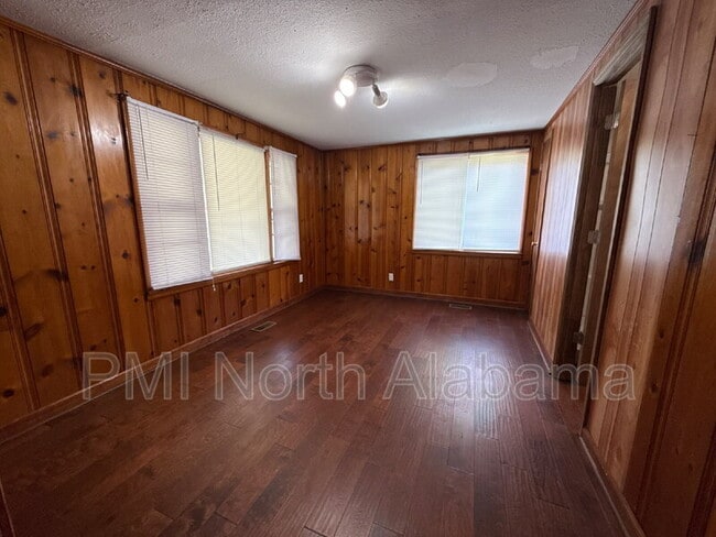 Building Photo - 2460 Ready Section Rd