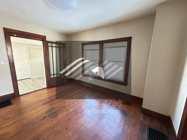 Building Photo - 2806 S Smithville Rd