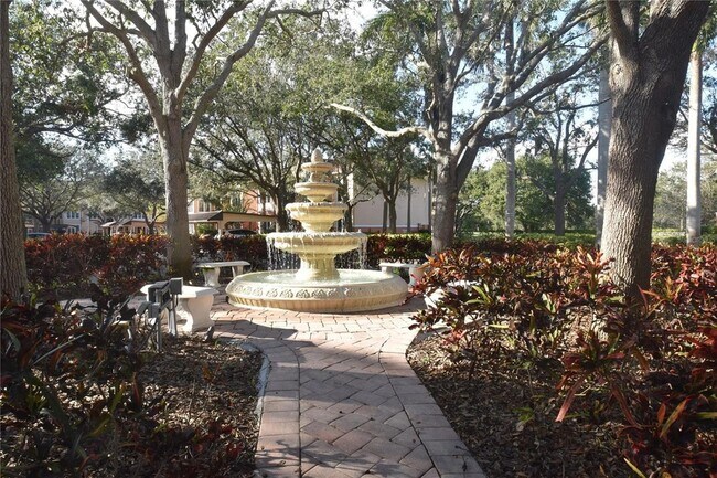 Building Photo - 4178 Central Sarasota Pkwy