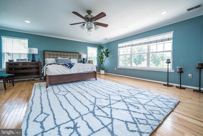 Building Photo - 1401 Windjammer Ct