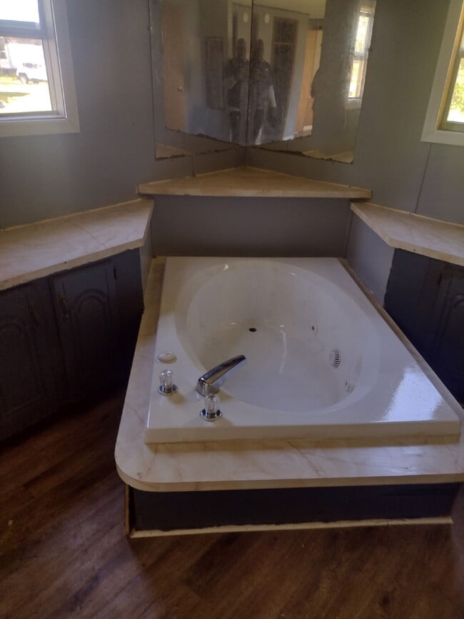 Building Photo - RENT or  Rent to Own Opportunity!