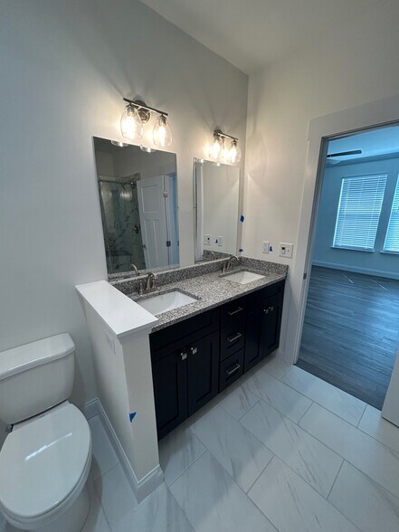 Building Photo - 1771 Arbor Hills Dr SE