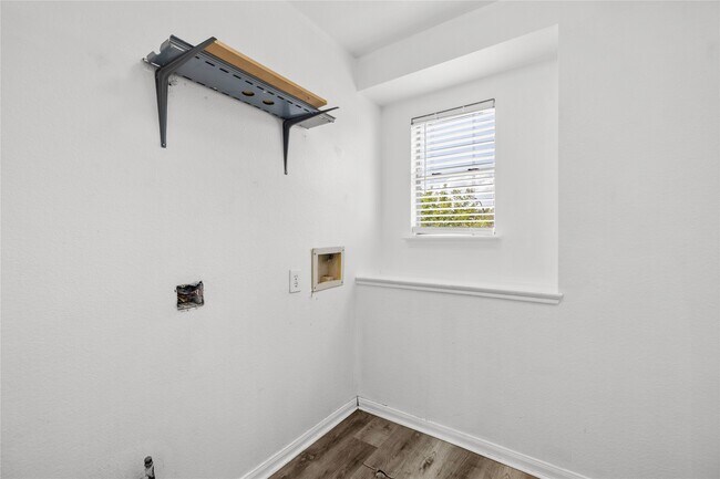 Building Photo - 322 Remington Harbor Ct