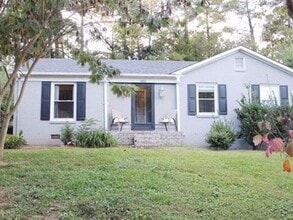 Building Photo - 5933 North Hills Dr