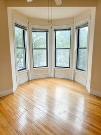 Building Photo - 703 W Willow St