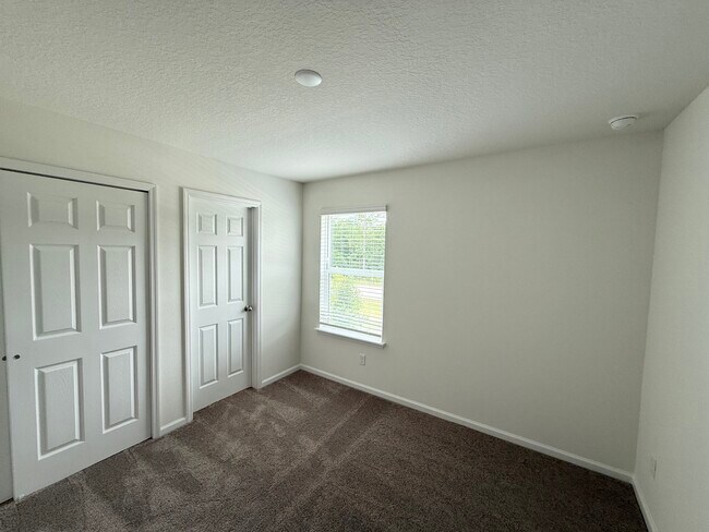 Building Photo - 224 Beach Palm Ct
