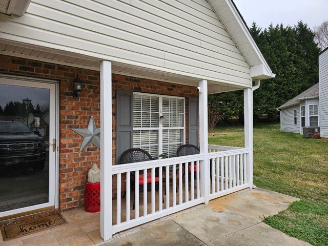 Primary Photo - 131 Wellsboro Ct
