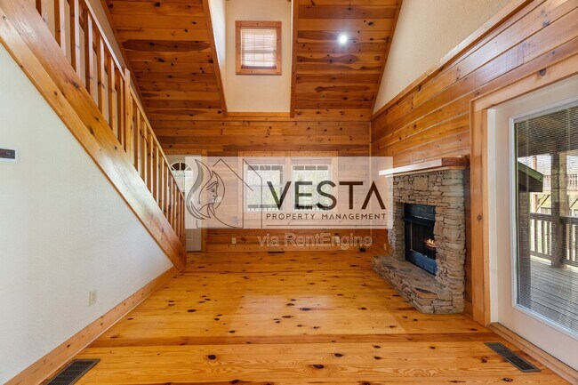 Building Photo - 131 Tanner Trail