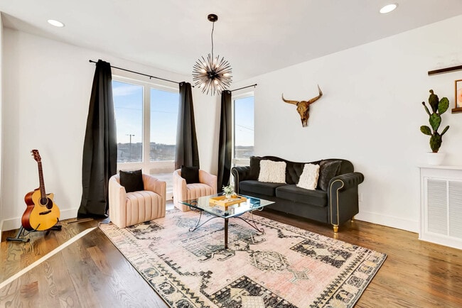 Building Photo - 1313 Baptist World Center Dr