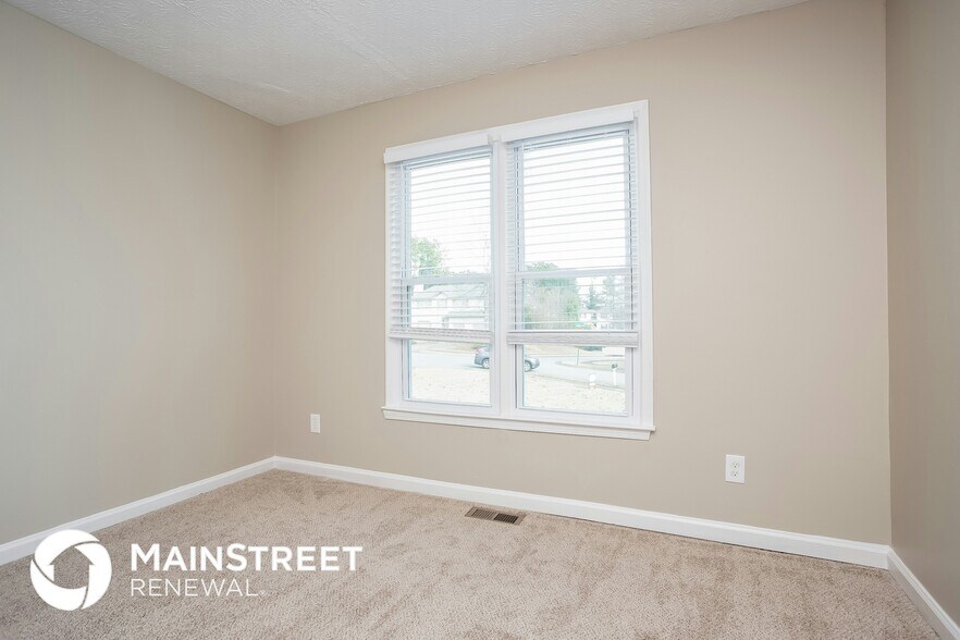 Building Photo - 4790 Burford Ct NW