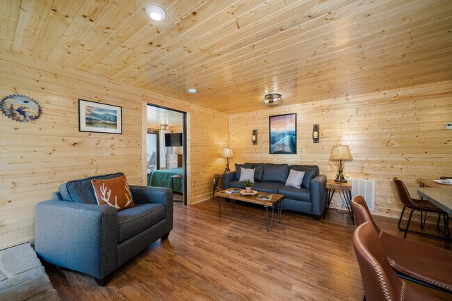 Building Photo - 4249 Dollys Dr