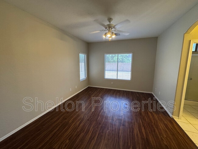 Building Photo - 12913 W Corrine Dr