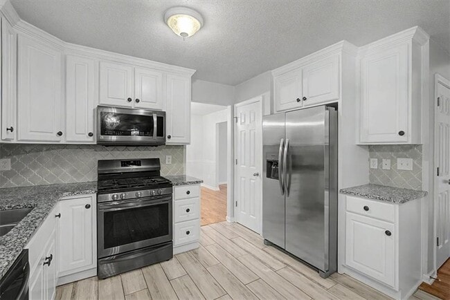 Building Photo - 1025 Balsam Wood Trail