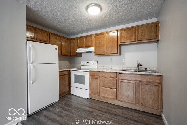Building Photo - 3736 N Meridian St