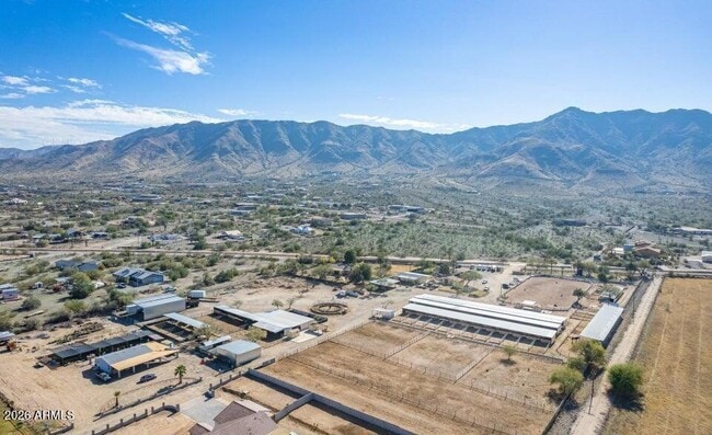 Building Photo - 3232 Carver Rd