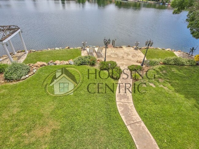 Building Photo - GORGEOUS LAKESIDE HOME FOR RENT IN EL DORA...