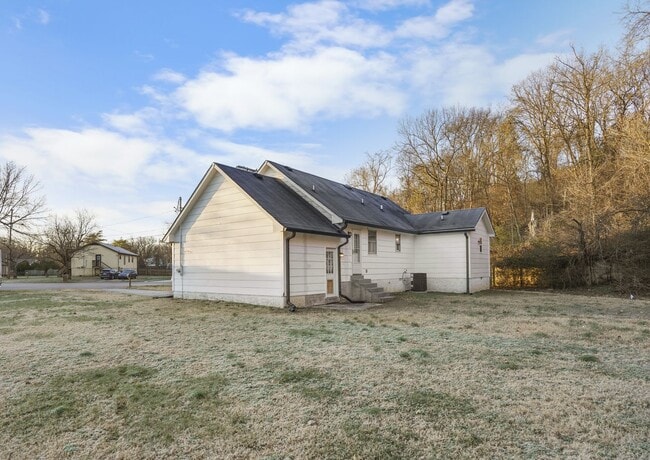 Building Photo - 212 Morganmeade Ct