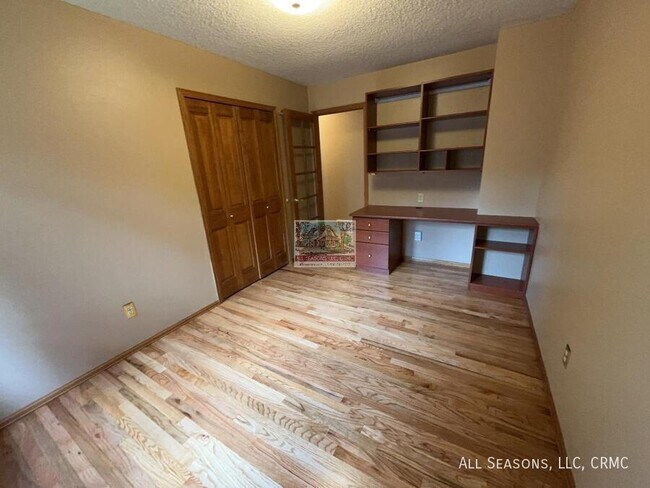 Building Photo - 2401 Virgo Dr