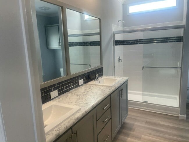 Building Photo - 6910 42nd Trail N