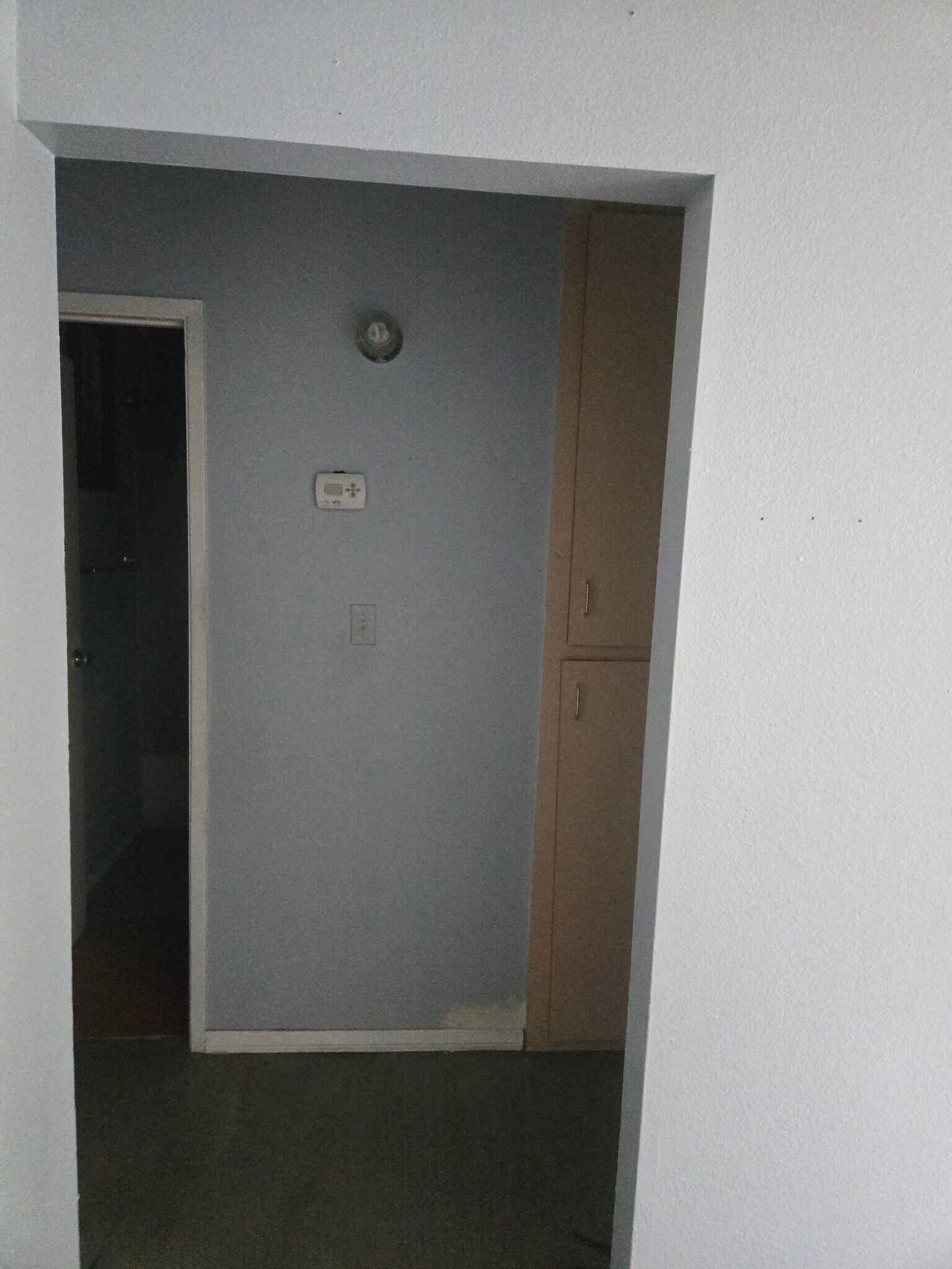 Building Photo - 1824 E Bonanza Rd