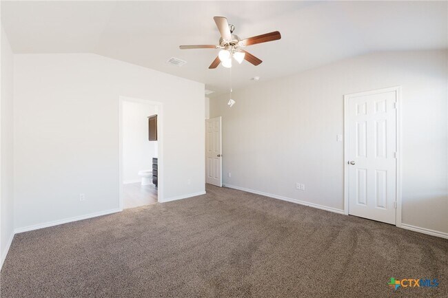 Building Photo - 118 Ayla Marie Dr