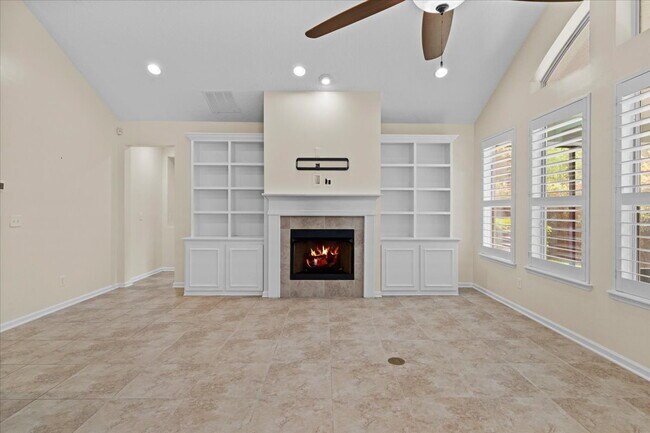 Building Photo - Executive Home For Rent!!!!