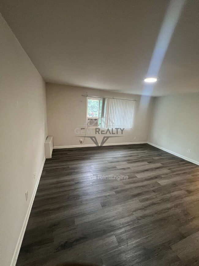 Building Photo - 14404 Gemstone Dr