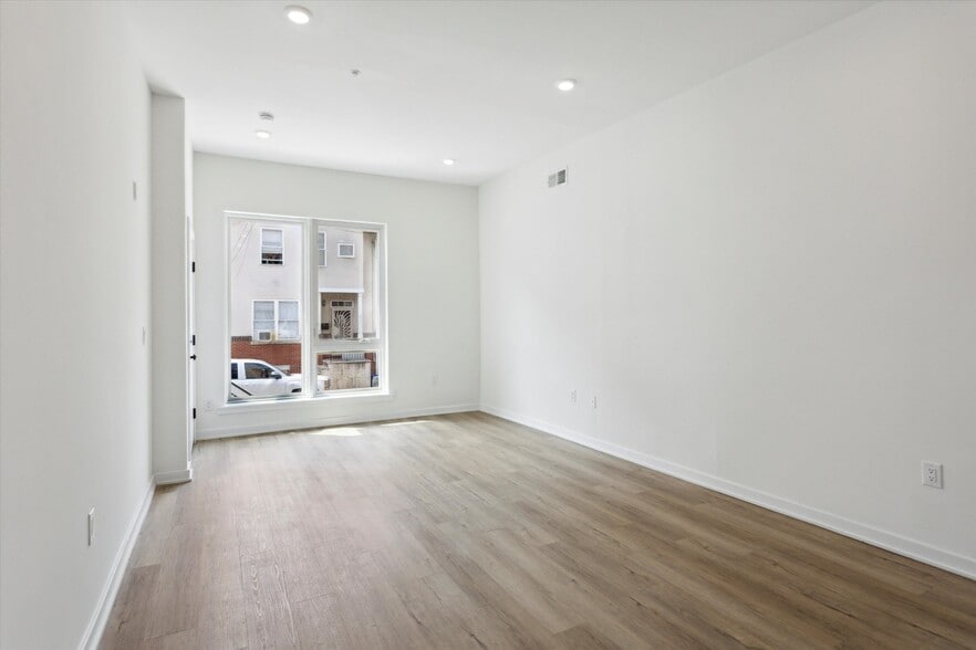 Building Photo - 1809 N 18th St