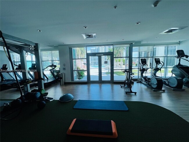 Building Photo - 3301 NE 1st Ave