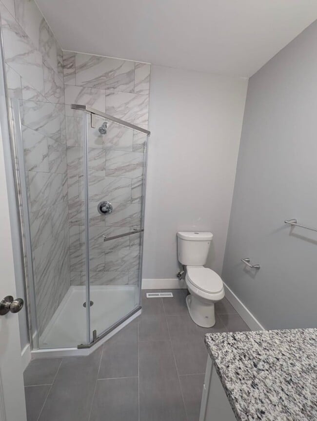 Building Photo - Stunning Renovated 1-Bedroom Apartment in the Heart of Schenectady!