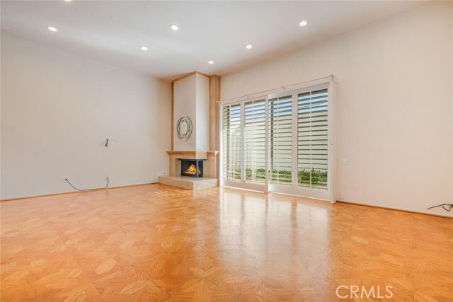 Building Photo - 5216 Lindley Ave