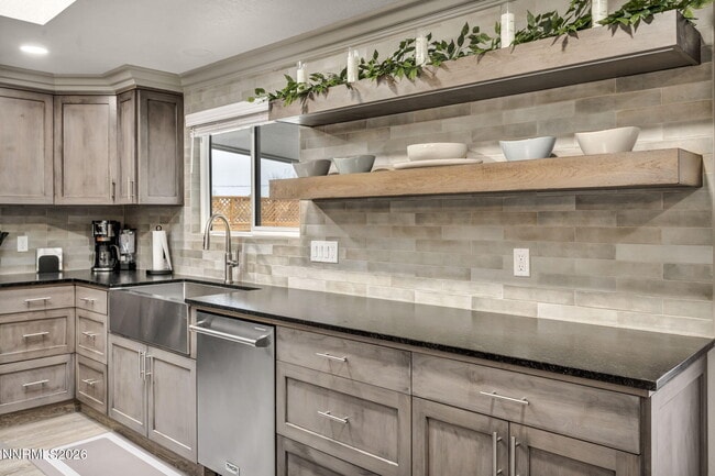 Building Photo - 13745 Kewanna Trail