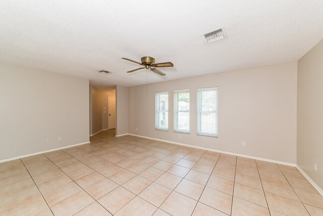 Building Photo - 3265 Lalani Blvd