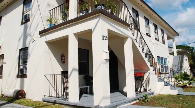 Building Photo - Rosemary Place