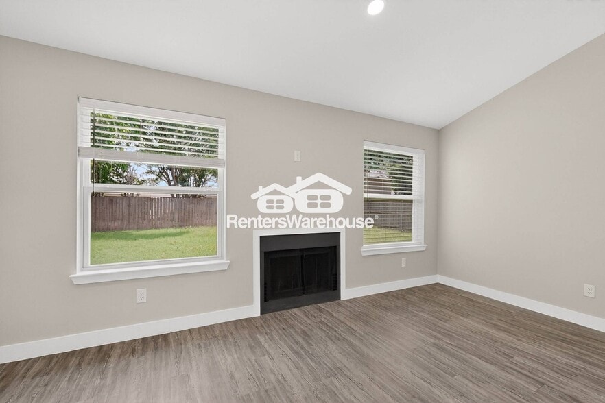 Building Photo - 7714 Bordeaux Ln