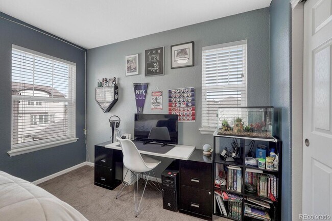 Building Photo - Charming 3 bedroom, 3 bathroom home in The...