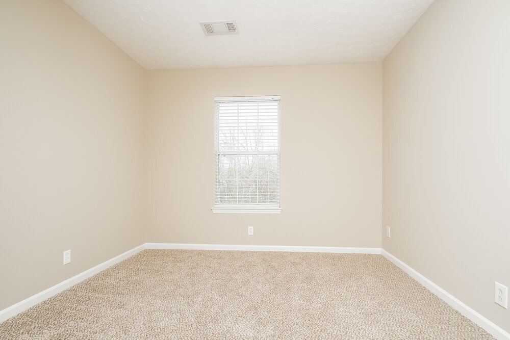 Building Photo - 1215 Cedarbend Dr