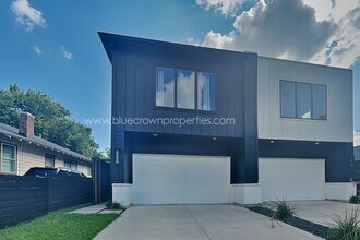 Building Photo - 807 S Glasgow Dr