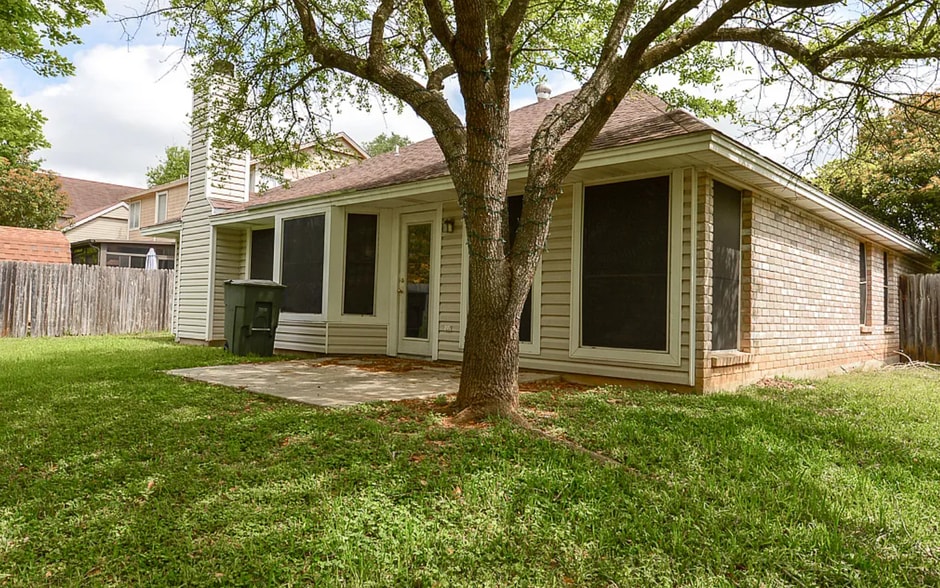 Building Photo - 314 Scotch Rose Ln