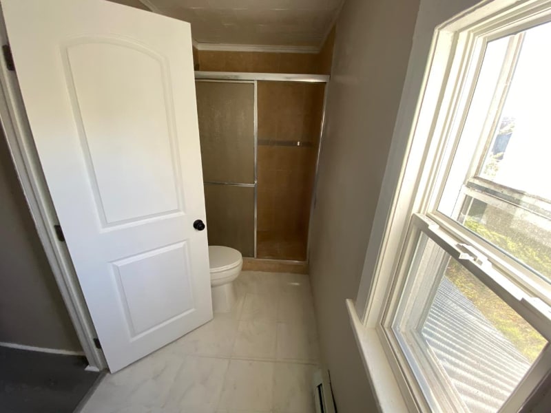 Building Photo - 29 Tracy St