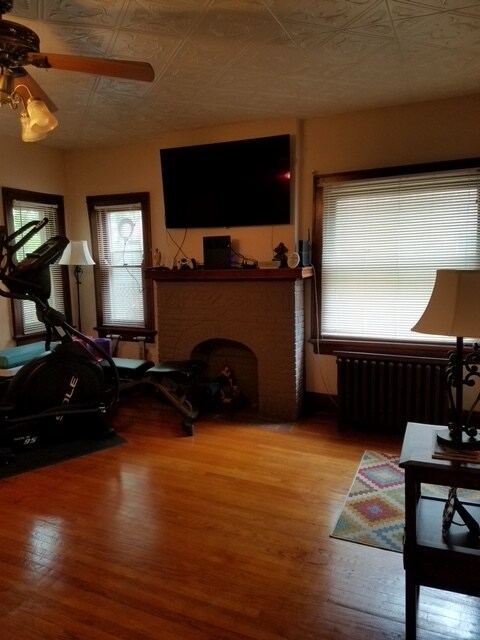 Building Photo - 742 S Fort Thomas Ave